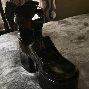 Killstar Pricilla platforms